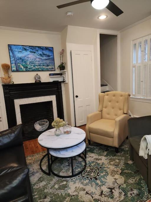 Holiday home Historic With Free Parking In Quiet, Convenient Philadelphia