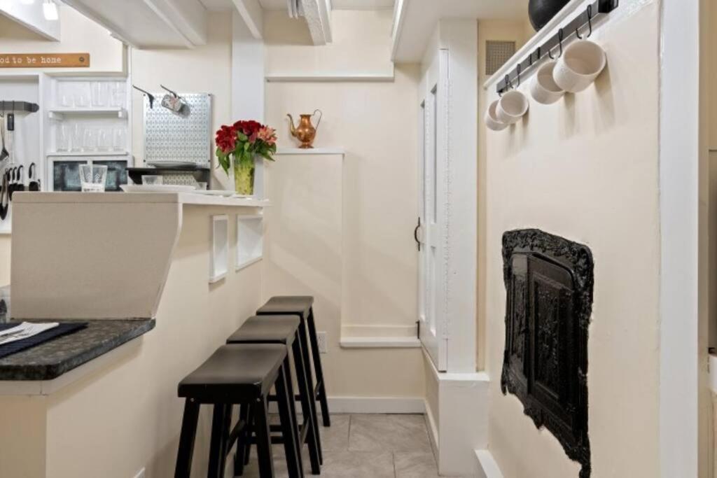 Holiday home Historic With Free Parking In Quiet, Convenient