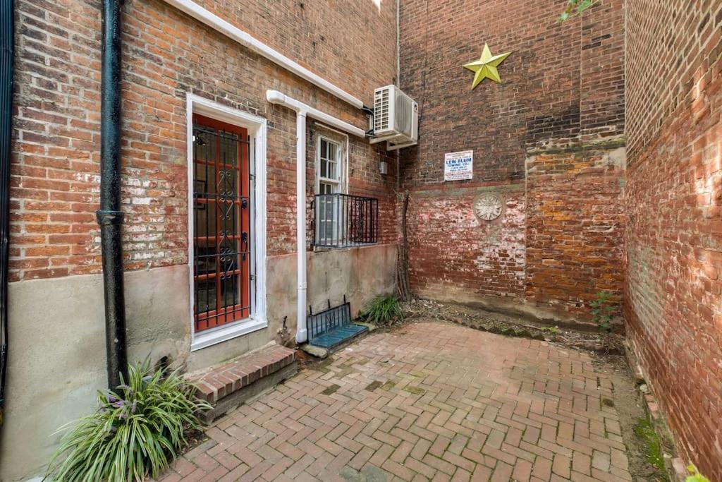 Holiday home Historic With Free Parking In Quiet, Convenient Philadelphia